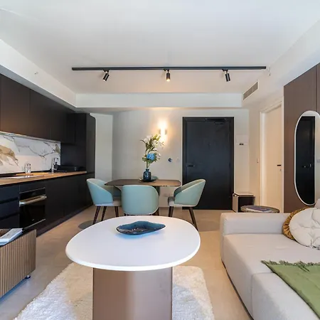 Mercury With Pool Access In St Julians