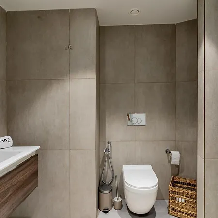 Mercury With Pool Access In St Julians