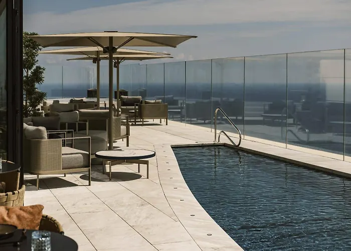 Mercury With Pool Access In St Julians St. Julian's