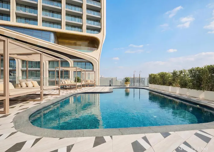 Mercury With Pool Access In St Julians